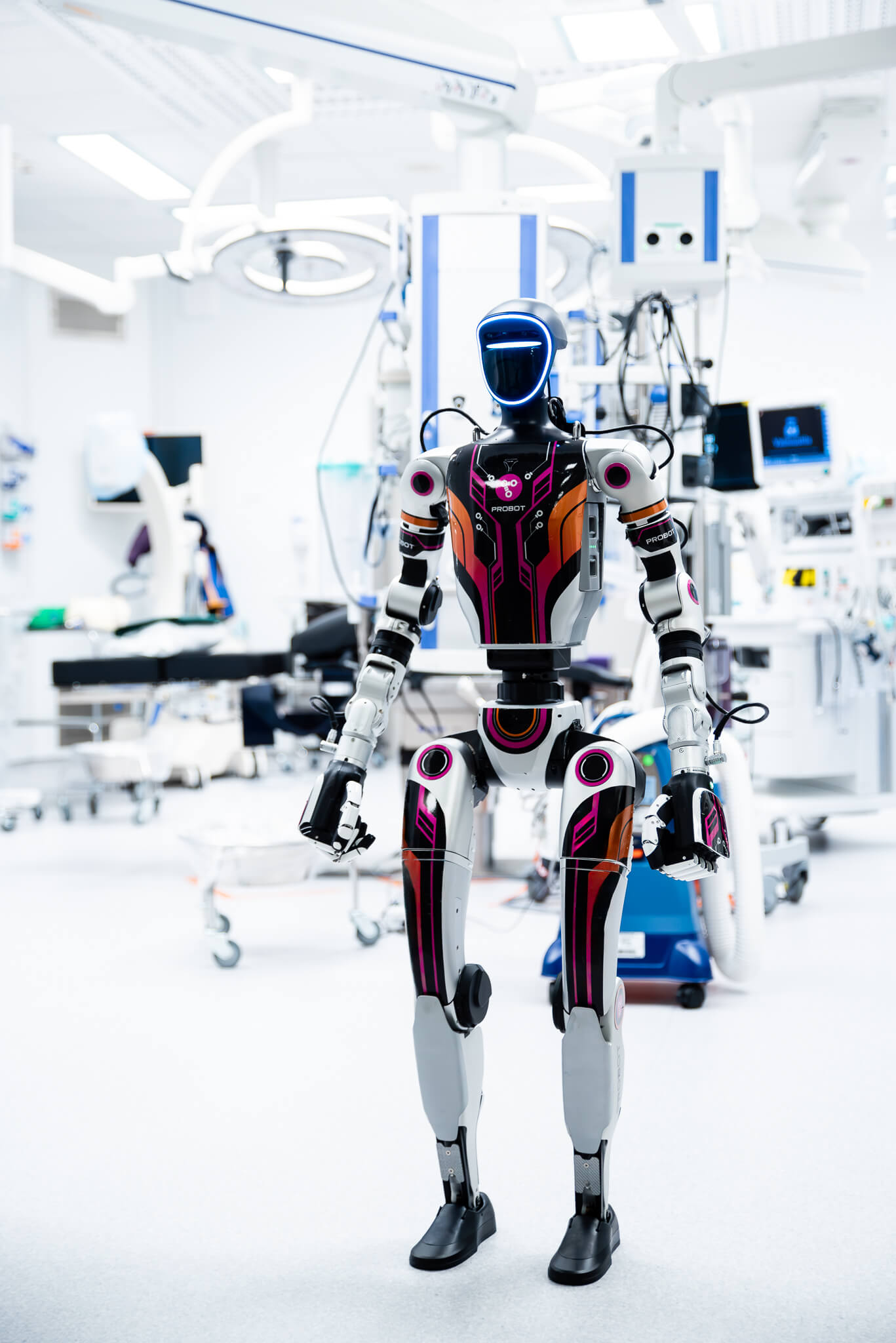 Humanoid Robot Unitree G1 standing in a hospital.