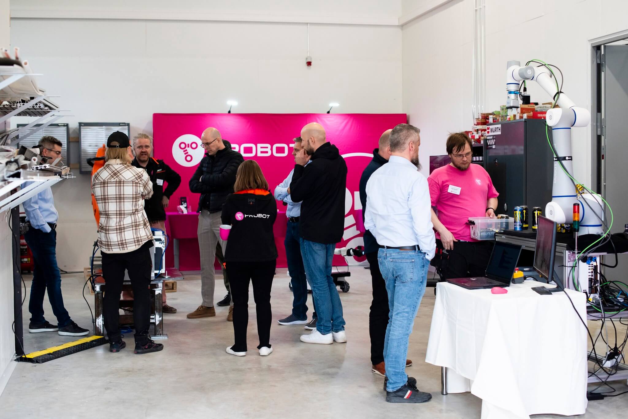 We had the opportunity to showcase our expertise at an event organized with Murri. Visitors were interested in robotics.